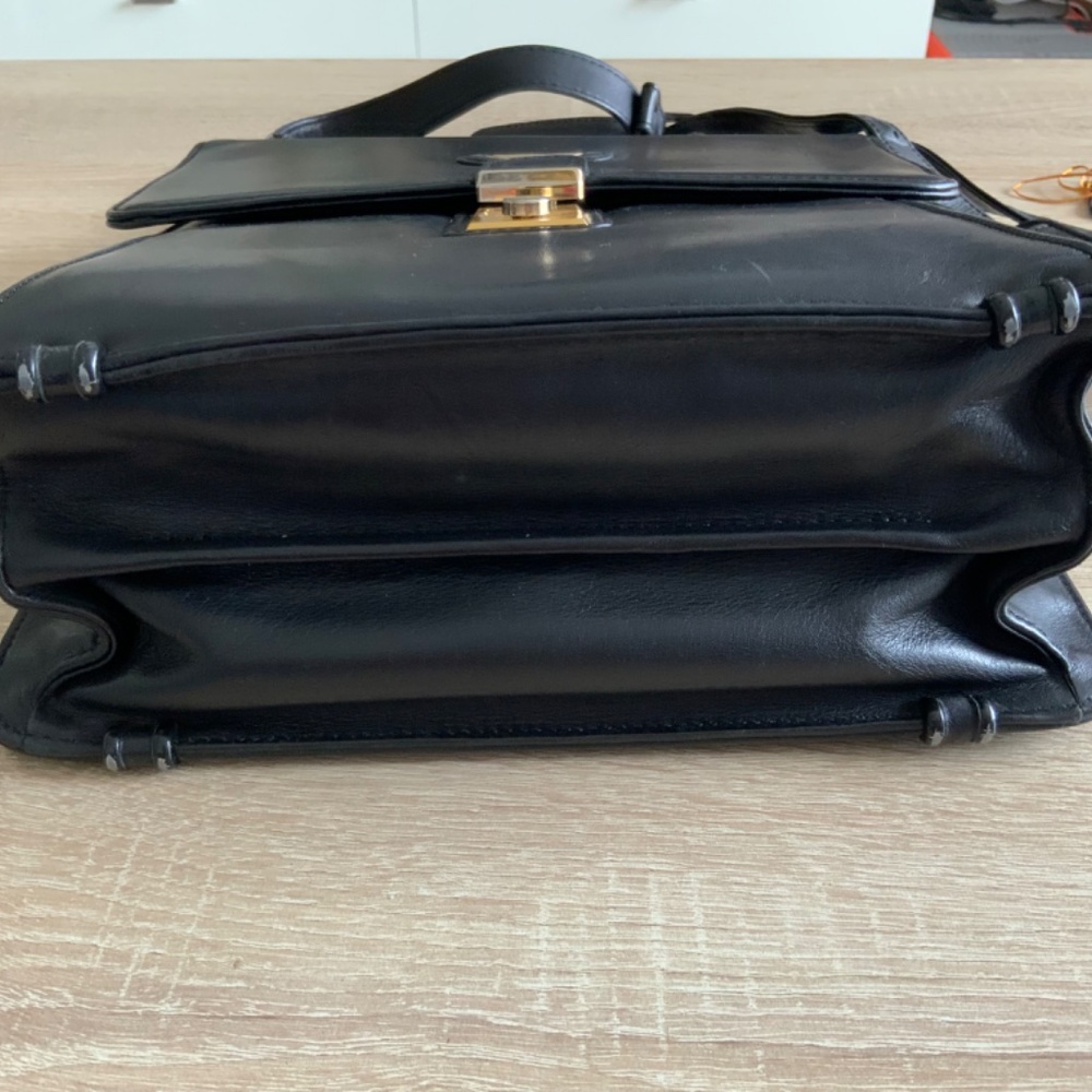 Vintage Pierre Cardin Genuine Leather Hand Made Bag - Picture 5 of 15